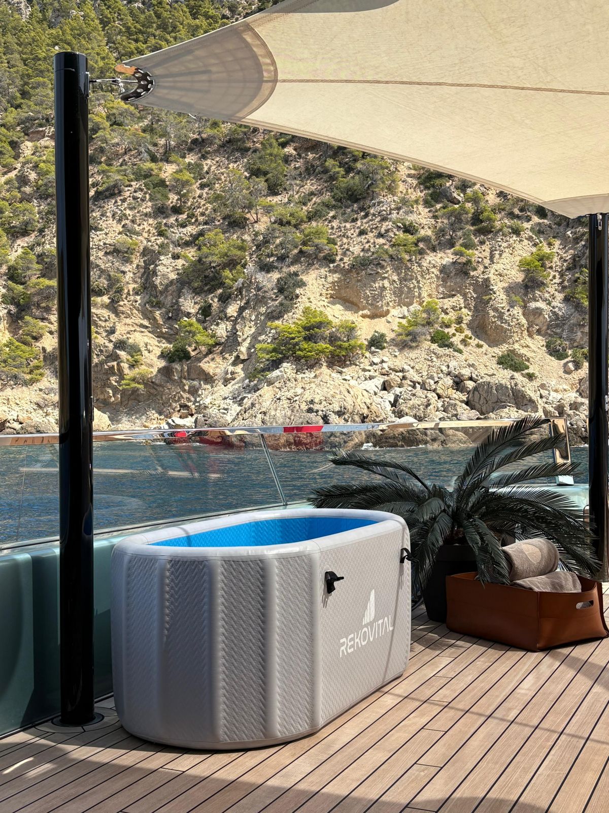 RekoVital ice bath on a yacht deck